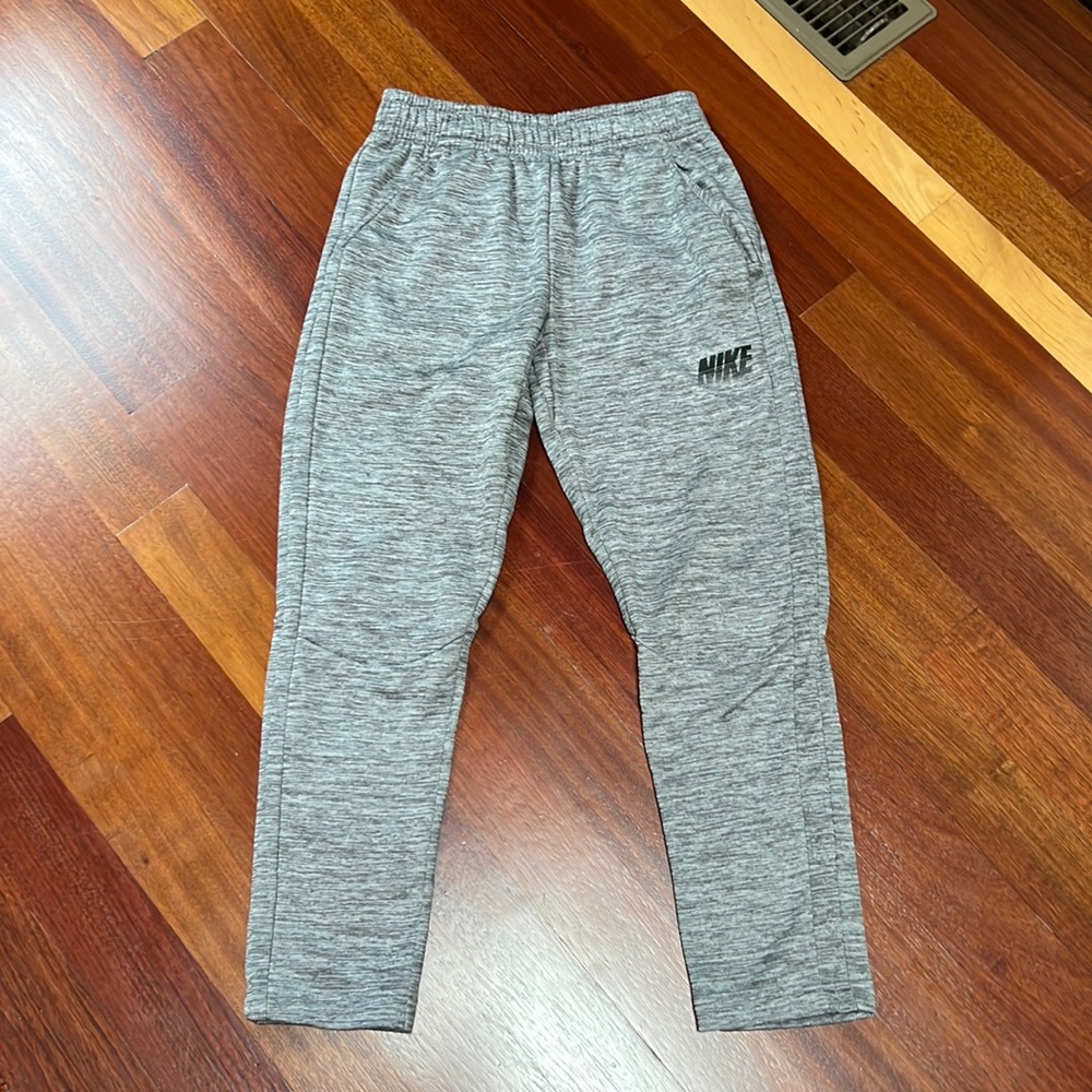 Nike boys large Dri-Fit sweat pants